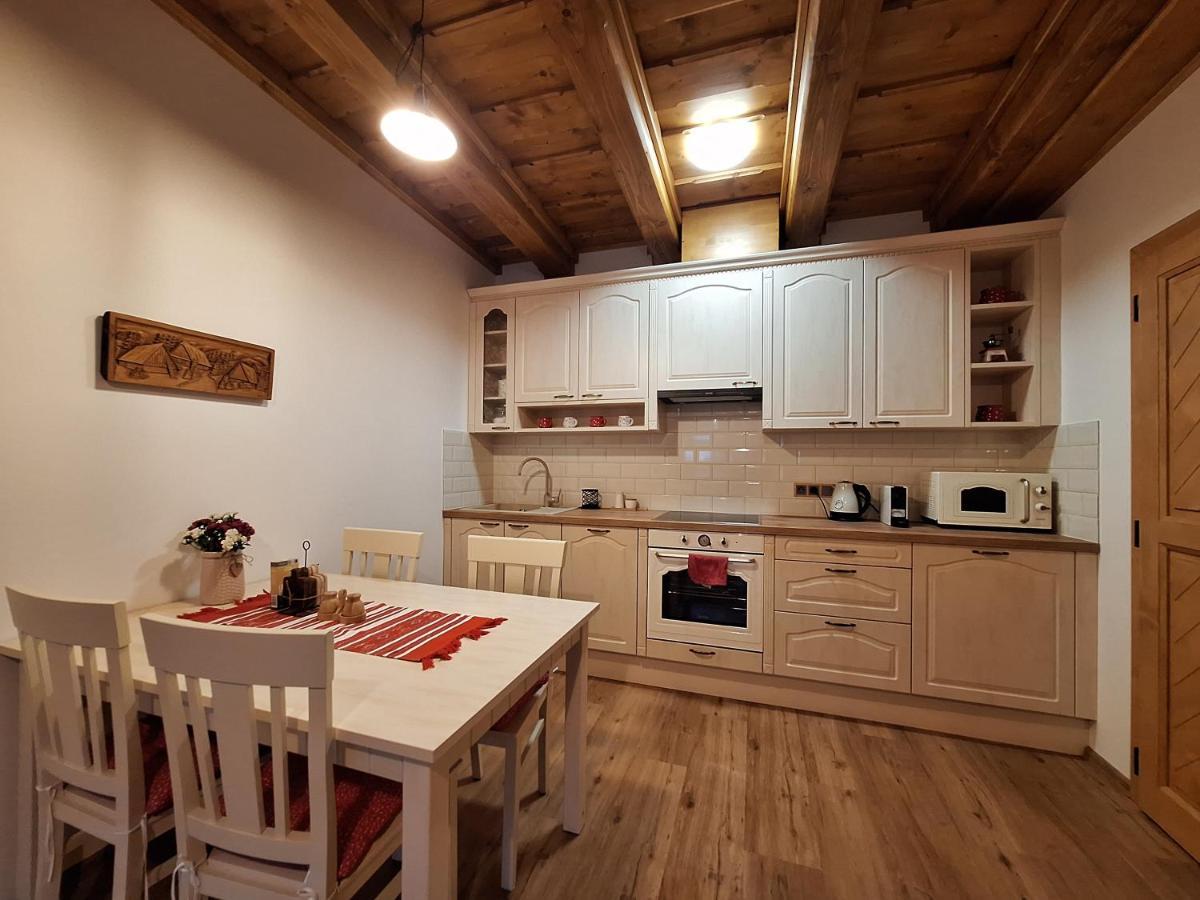 Apartman Jezerne Velke Karlovice Ngoại thất bức ảnh