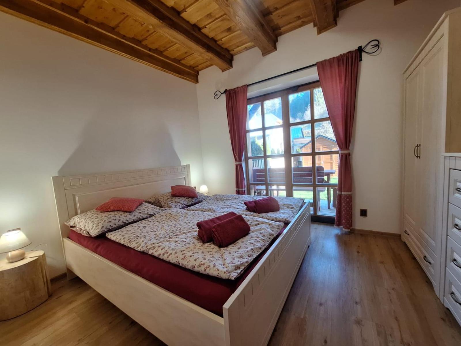 Apartman Jezerne Velke Karlovice Ngoại thất bức ảnh